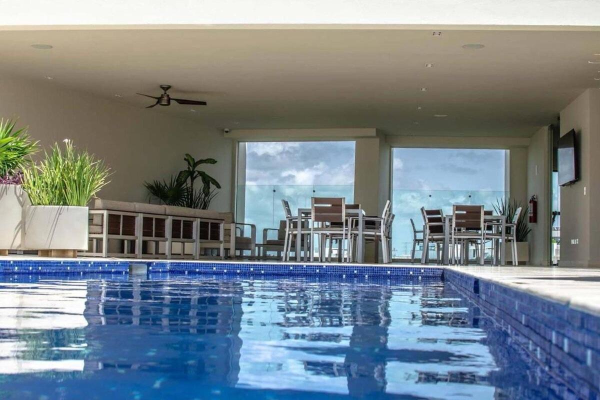 1 Rec. | A Pasos De La Playa | Roof C/vista Al Mar Playa del Carmen