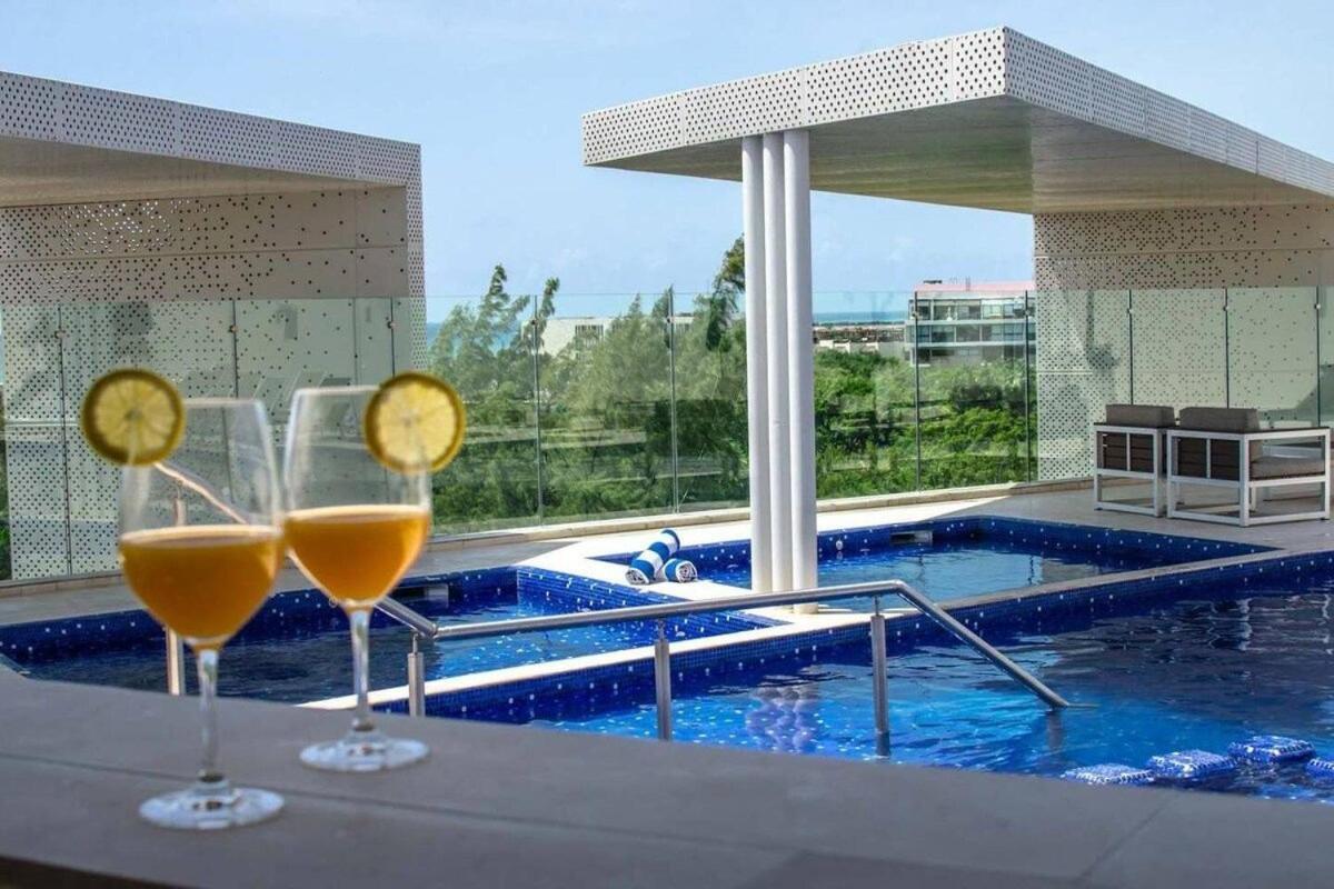 1 Rec. | A Pasos De La Playa | Roof C/vista Al Mar * Playa del Carmen